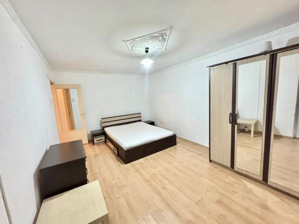 2 Camere - Crangasi - Metrou - Pod Grant