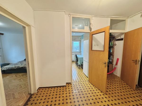 3 Camere - 13 Septembrie - Drumul Sarii - Echipe Lucru / Expati