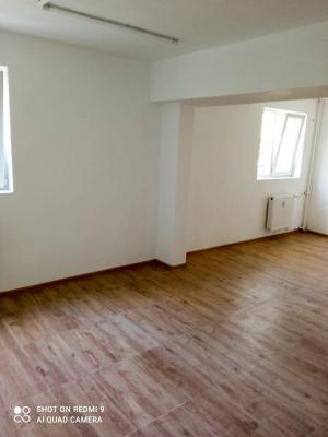Pantelimon - Morarilor - spatiu birou 15 mp in cladire de birouri