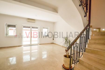Vila LUX P+1+M - 5 camere - 160 mpc - Herastrau