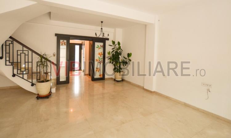 Vila LUX P+1+M - 5 camere - 160 mpc - Herastrau