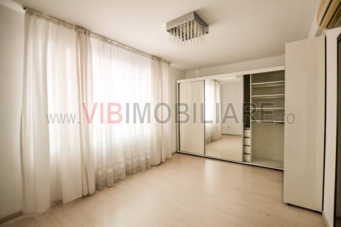 Vila LUX P+1+M - 5 camere - 160 mpc - Herastrau