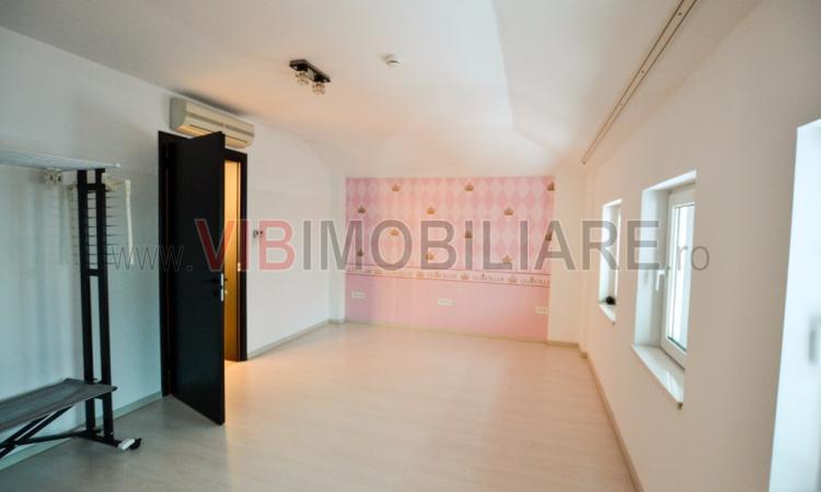 Vila LUX P+1+M - 5 camere - 160 mpc - Herastrau