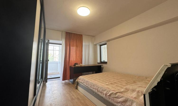 Apartament 2 camere Bvd. Decebal - Zvon Cafe - 70 mp