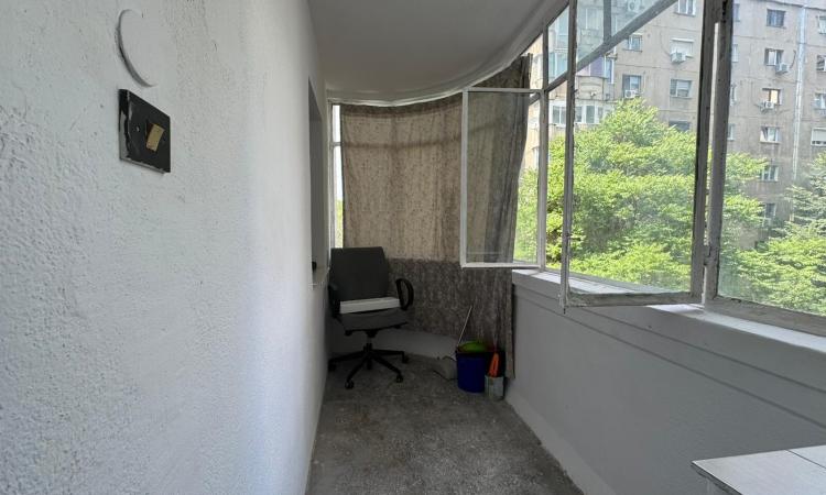 Apartament 2 camere Bvd. Decebal - Zvon Cafe - 70 mp
