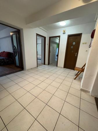 Apartament 2 camere Bvd. Decebal - Zvon Cafe - 70 mp