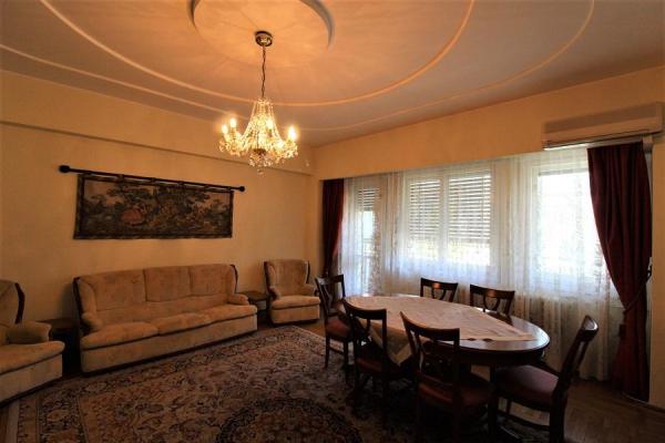 Apartament 4 camere-Strada Aurel Vlaicu cu Bulevardul Dacia-179 mp-Garaj