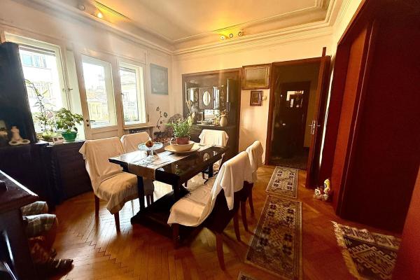 Proprietate rară lângă Piața Romană – 145 mp, clădire cu istorie, lift functional