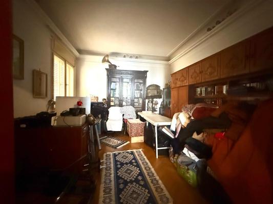 Proprietate rară lângă Piața Romană – 145 mp, clădire cu istorie, lift functional