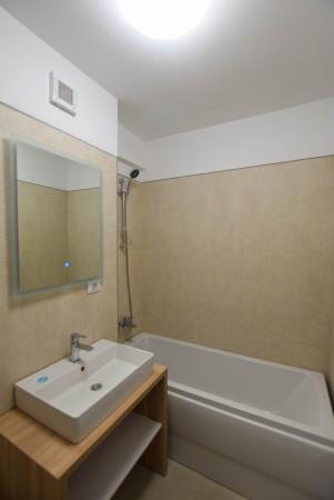 45E - 3 camere  Bucurestii Noi, Metrou Straulesti Sisesti - mutare imediata