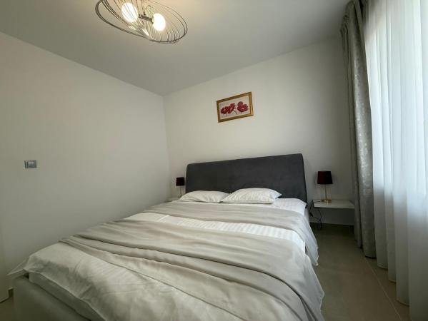 Inchiriere-Apartament 2 camere, etaj 1,ultracentral, Culturii, Baia Mare!