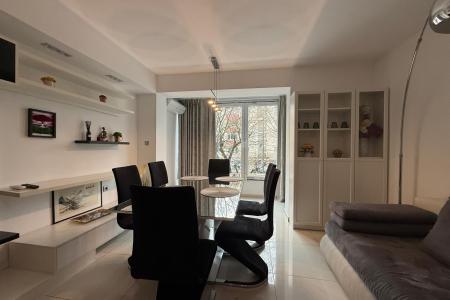 Inchiriere-Apartament 2 camere, etaj 1,ultracentral, Culturii, Baia Mare!