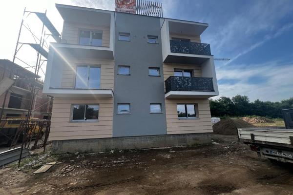 Apartament 3 camere Tăuții Măgherăuș