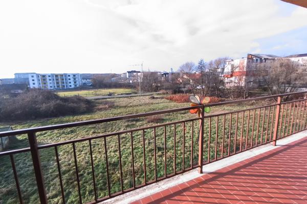 Apartament 4 camere, de vânzare, Zona Păltinișului case comision 0%