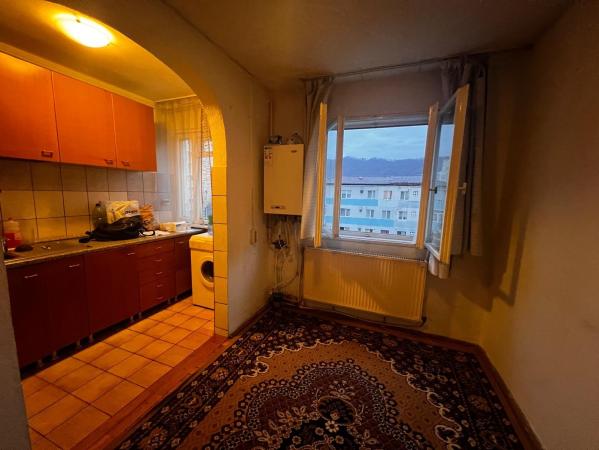 Apartament 3 camere,zona Spitalul Judetean Cuza Vodă