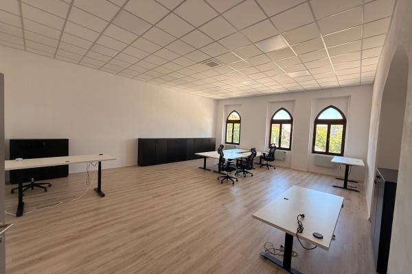 Spatii comerciale /birouri Centru Istoric-Log Out