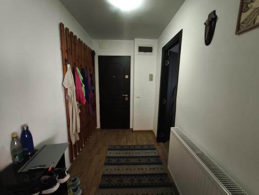 Apartament 3 camere, zona Albina complet mobilat, renovat, izolat termic