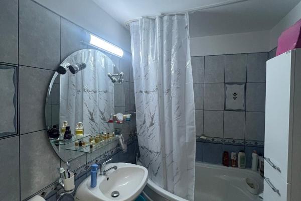 Apartament 3 camere,parter,Regele Ferdinand,pretabil si pentru cabinet medical,spatiu comercial