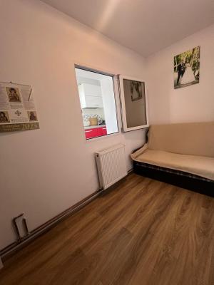 Apartament 2 camere - Republicii intersectia cu b-dul Traian ,Baia Mare