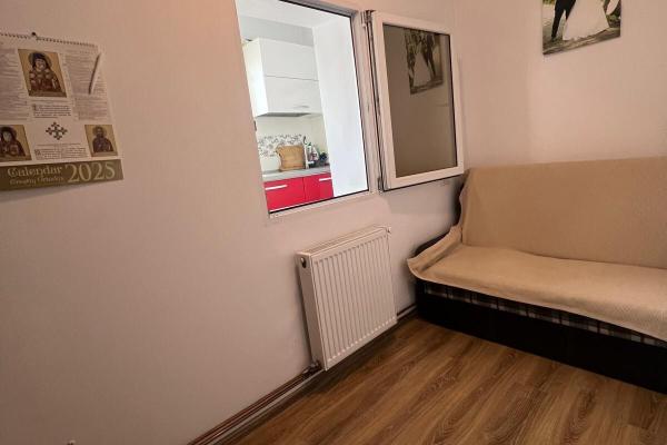 Apartament 2 camere - Republicii intersectia cu b-dul Traian ,Baia Mare