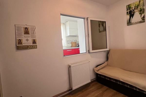 Apartament 2 camere - Republicii intersectia cu b-dul Traian ,Baia Mare