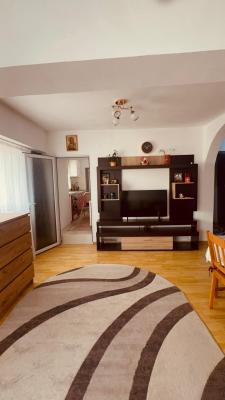 Apartament 2 camere - Republicii intersectia cu b-dul Traian ,Baia Mare
