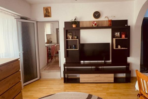 Apartament 2 camere - Republicii intersectia cu b-dul Traian ,Baia Mare