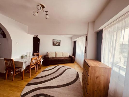 Apartament 2 camere - Republicii intersectia cu b-dul Traian ,Baia Mare