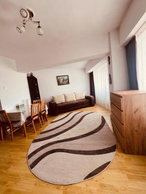 Apartament 2 camere - Republicii intersectia cu b-dul Traian ,Baia Mare