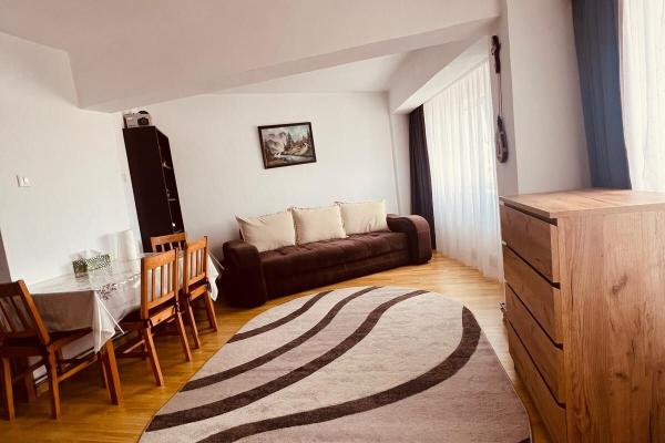 Apartament 2 camere - Republicii intersectia cu b-dul Traian ,Baia Mare