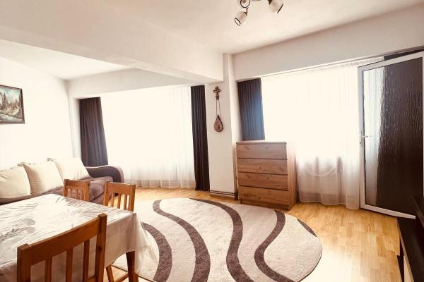 Apartament 2 camere - Republicii intersectia cu b-dul Traian ,Baia Mare
