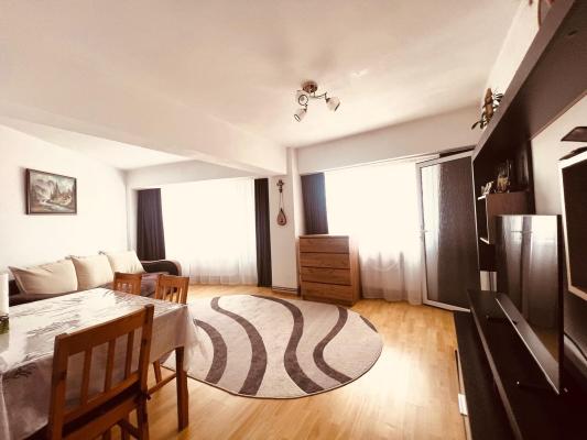 Apartament 2 camere - Republicii intersectia cu b-dul Traian ,Baia Mare
