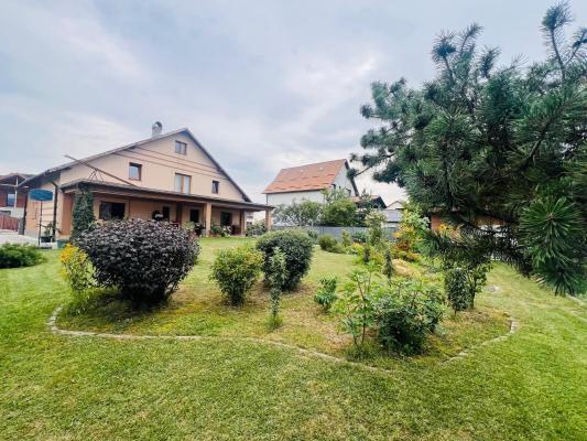 Casă solidă  Săsar la cheie ,zona Vama ,teren 10 ari ,la 3 min de Baia Mare comision 0 %