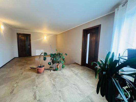 Casă solidă  Săsar la cheie ,zona Vama ,teren 10 ari ,la 3 min de Baia Mare comision 0 %