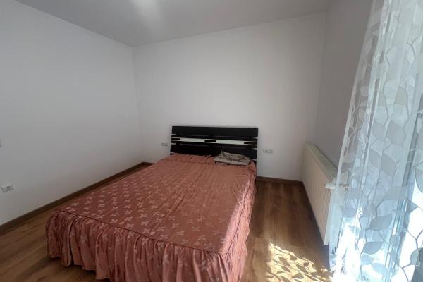 Apartament 2 camere ,Victoriei -zona Mărul de Aur ,parter cu loc de parcare