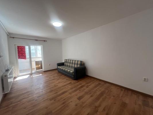 Apartament 2 camere ,Victoriei -zona Mărul de Aur ,parter cu loc de parcare