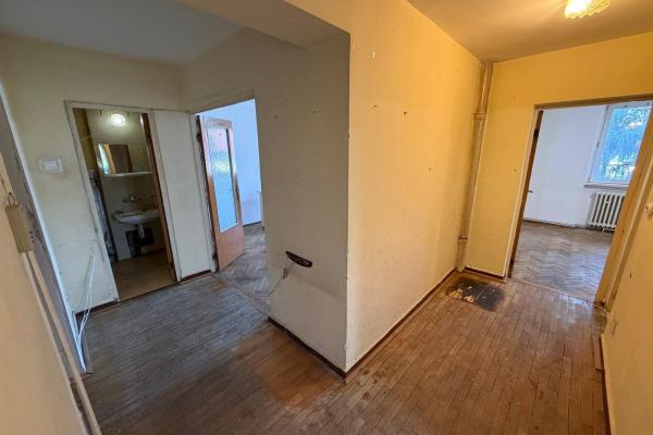 Apartament 3 camere – 95 mp, zona centrală, Casa de Cultură, ,etaj 3