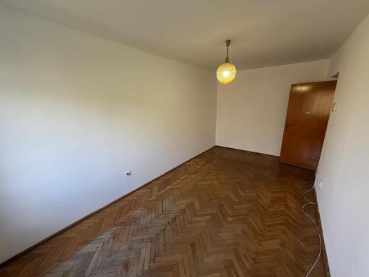 Apartament 3 camere – 95 mp, zona centrală, Casa de Cultură, ,etaj 3