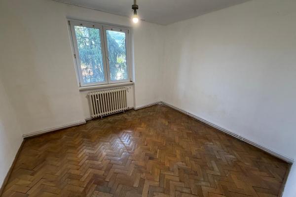 Apartament 3 camere – 95 mp, zona centrală, Casa de Cultură, ,etaj 3