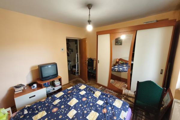 Apartament 3 camere – 95 mp, zona centrală, Casa de Cultură, ,etaj 3