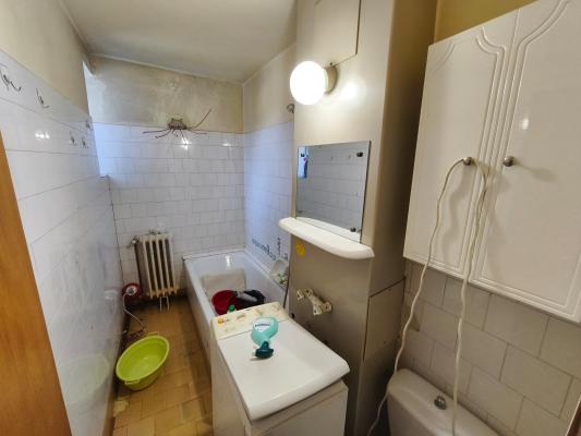 Apartament 3 camere – 95 mp, zona centrală, Casa de Cultură, ,etaj 3