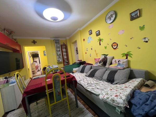 Apartament 3 camere, ultracentral, etaj 2, Casa de Pensii /Hortensiei, 0% comision