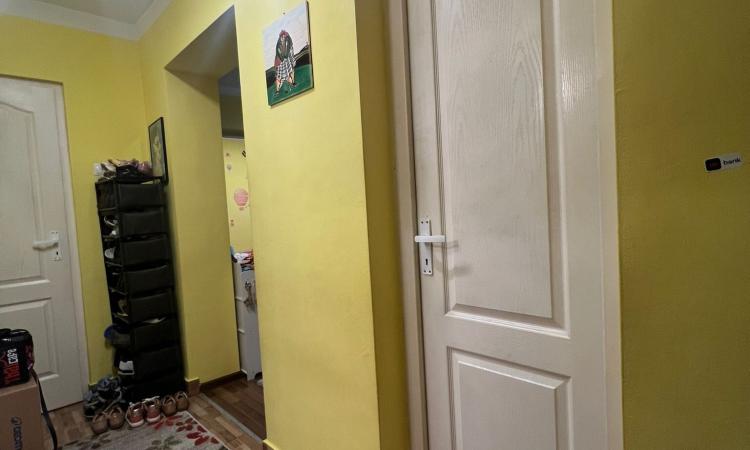 Apartament 3 camere, ultracentral, etaj 2, Casa de Pensii /Hortensiei, 0% comision