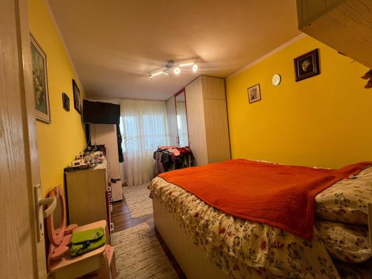 Apartament 3 camere, ultracentral, etaj 2, Casa de Pensii /Hortensiei, 0% comision