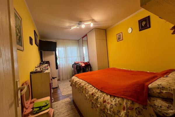 Apartament 3 camere, ultracentral, etaj 2, Casa de Pensii /Hortensiei, 0% comision