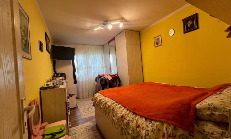 Apartament 3 camere, ultracentral, etaj 2, Casa de Pensii /Hortensiei, 0% comision