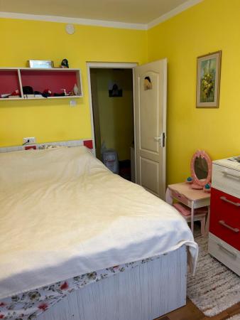 Apartament 3 camere, ultracentral, etaj 2, Casa de Pensii /Hortensiei, 0% comision