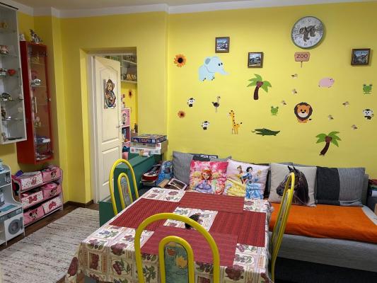 Apartament 3 camere, ultracentral, etaj 2, Casa de Pensii /Hortensiei, 0% comision