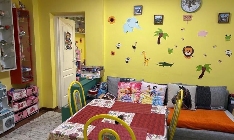 Apartament 3 camere, ultracentral, etaj 2, Casa de Pensii /Hortensiei, 0% comision