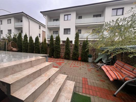 Apartament confortabil – 3 camere cu grădină, Lămâiței Baia Mare